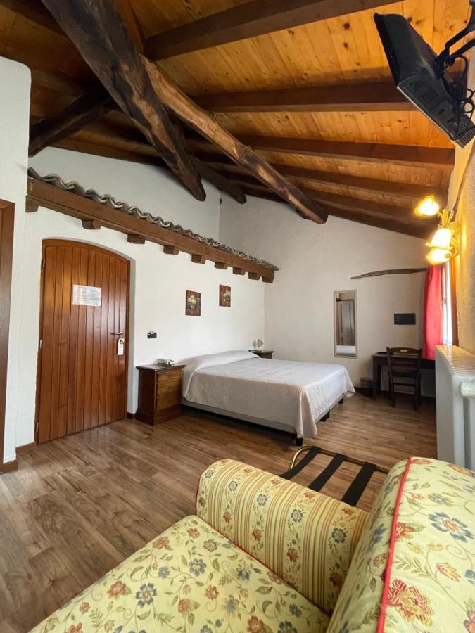 Hotel La Torre Castiglione dʼIntelvi