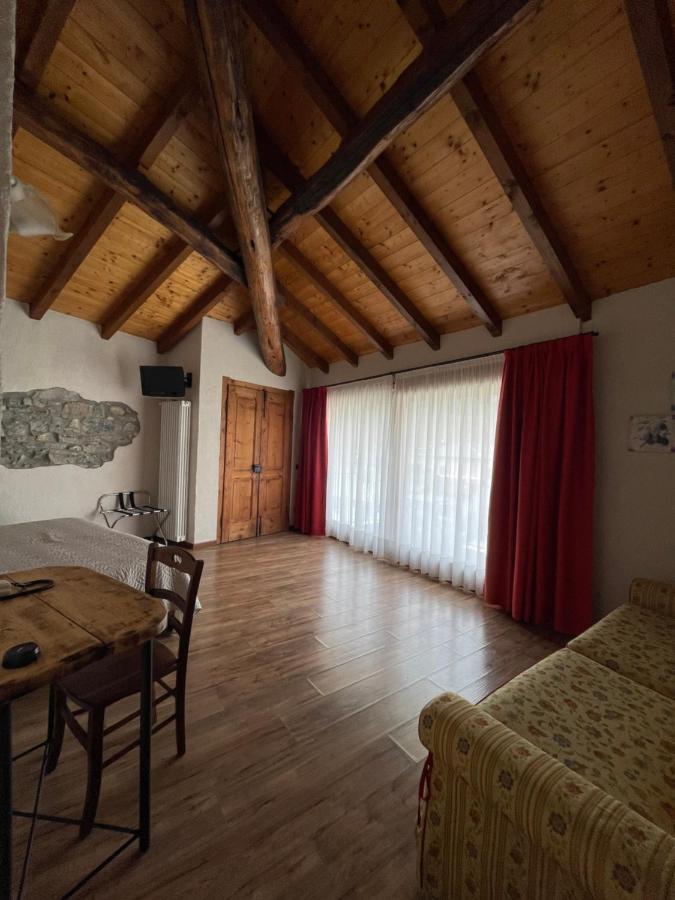 La Torre Hotel Castiglione dʼIntelvi